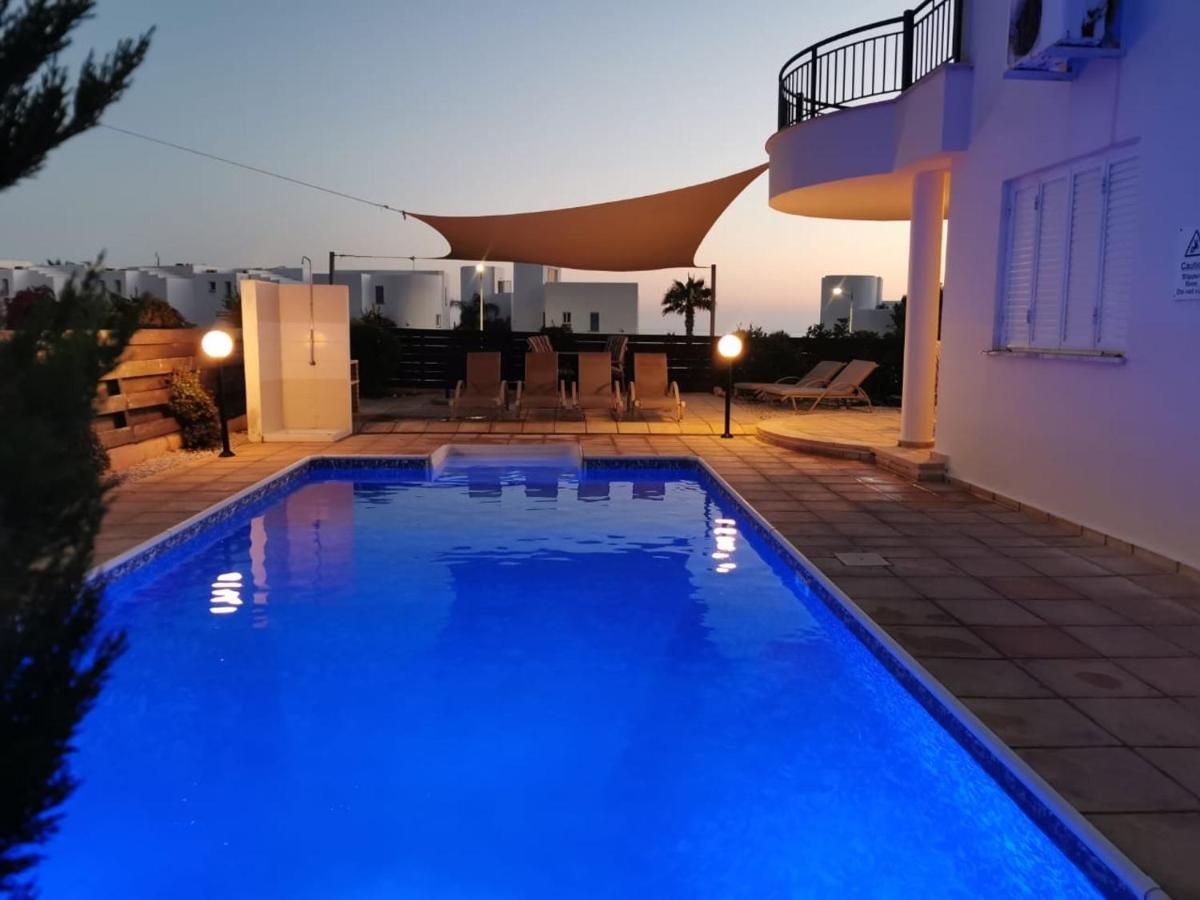 Villa Vista Пафос Екстериор снимка